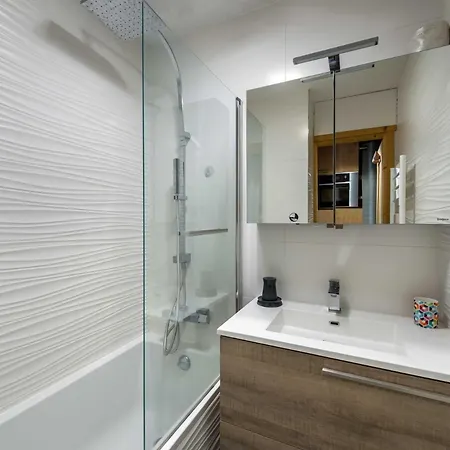 Appartement Duplex 6 Personnes, Coeur De Station, Balcon Et Animaux Bienvenus - Fr-1-640-79